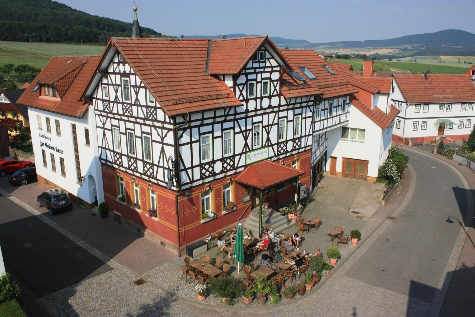 Landhotel Zur Gruenen Kutte Bernshausen Esterno foto