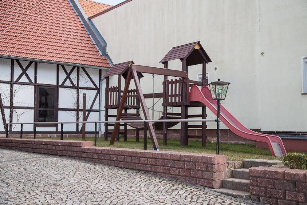 Landhotel Zur Gruenen Kutte Bernshausen Esterno foto