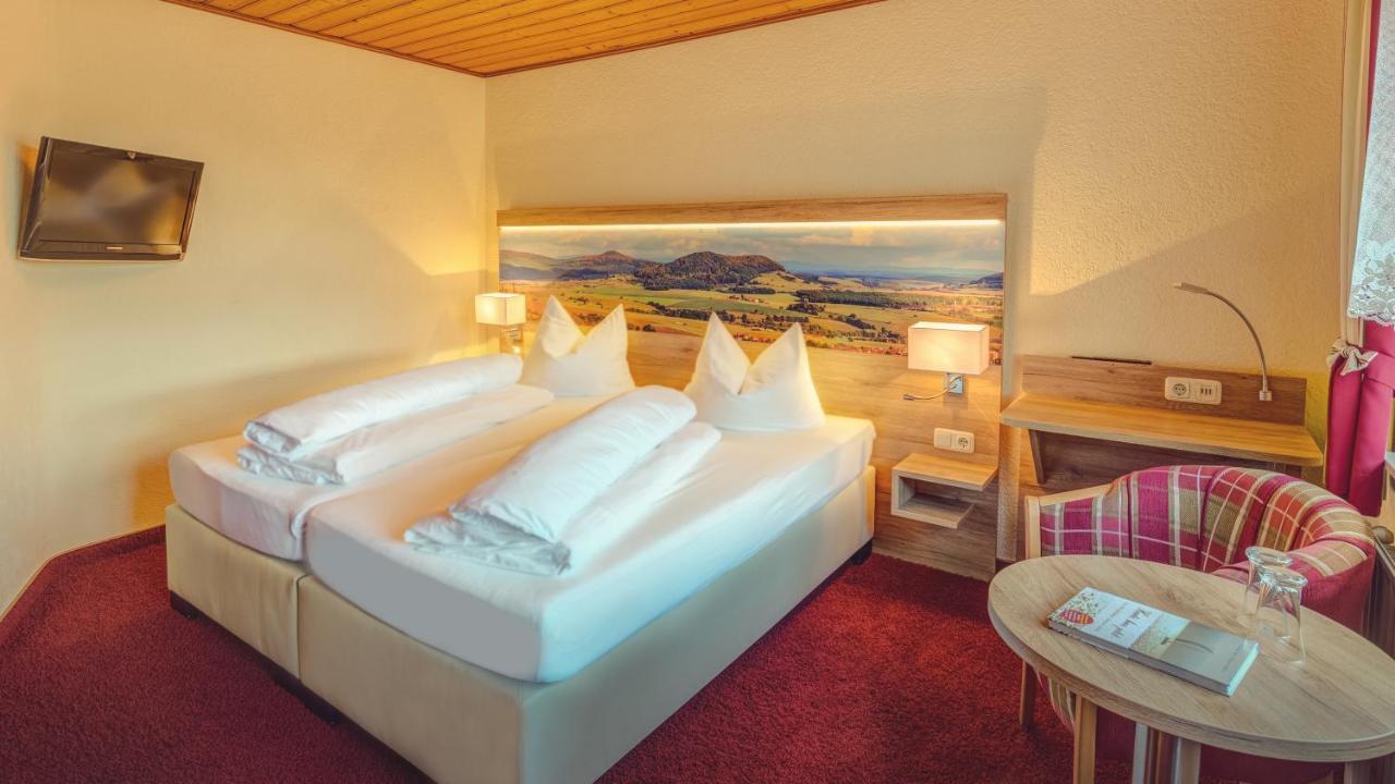 Landhotel Zur Gruenen Kutte Bernshausen Esterno foto