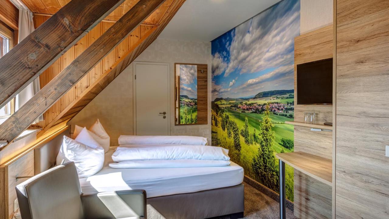 Landhotel Zur Gruenen Kutte Bernshausen Esterno foto